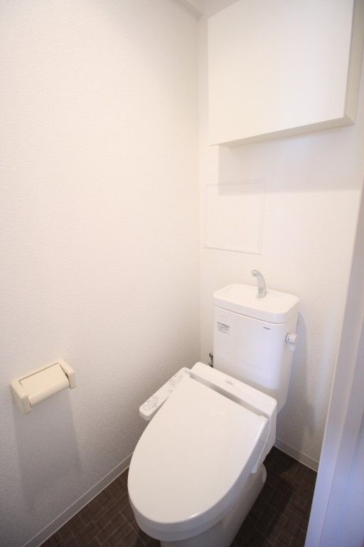 グランイースト田原町のトイレ