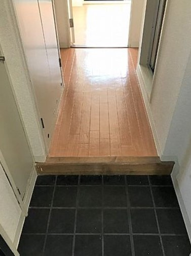 東村山市本町１丁目の賃貸マンションの玄関