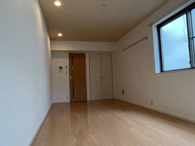 サンブライト若宮の居間・リビング|同建物別室参考写真