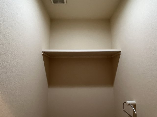 サンブライト若宮の収納|同建物別室参考写真