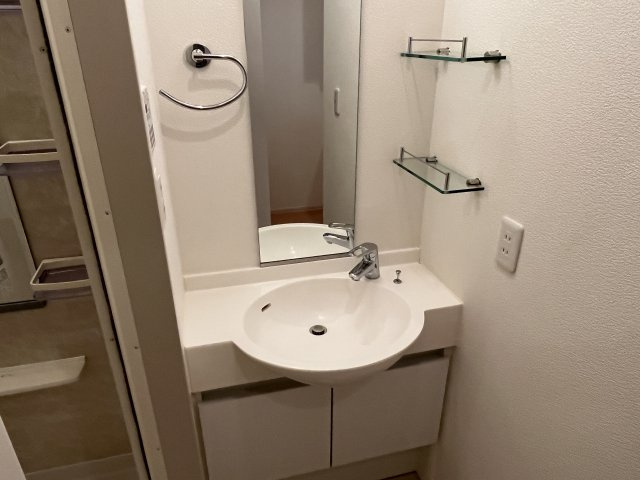 サンブライト若宮の洗面所|同建物別室参考写真