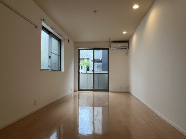 サンブライト若宮の居間・リビング|同建物別室参考写真