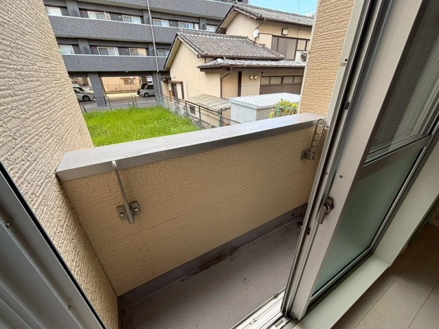 RAISE箱崎のバルコニー