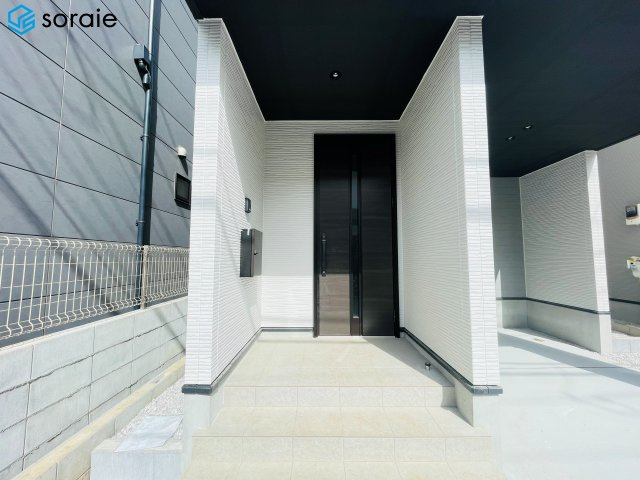 所沢市南住吉１期　全２棟　新築戸建て　リガーレの玄関|4/13撮影