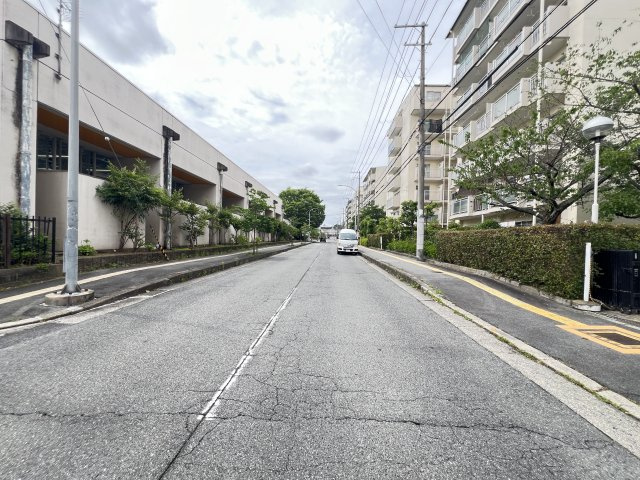駅前ネオハイツ大和高田B棟１号館の周辺