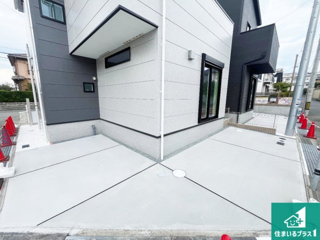 神戸市西区伊川谷町潤和　第25-1期　新築一戸建ての駐車場|駐車スペース！散水栓があるので、こまめに愛車を洗えます！