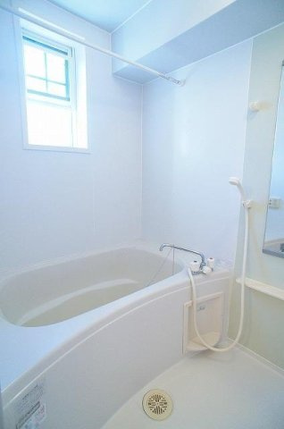 ＨＯＮＥＳＴＹ・ＹＯＵⅡの浴室|お風呂です