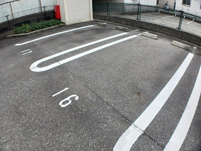 【駐車場】 | ラブリーコート