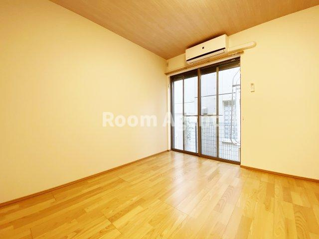 CHIKUSA-SIX(チクサシックス)の居間・リビング