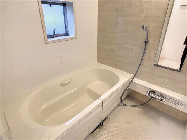 ヘーベルメゾン松香台の浴室