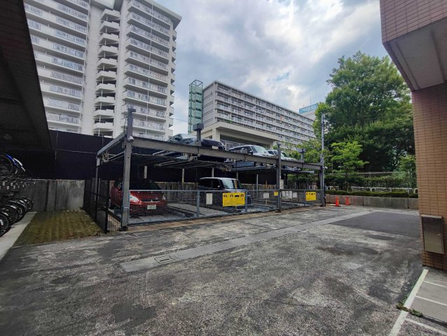 クレドラテース白河の駐車場