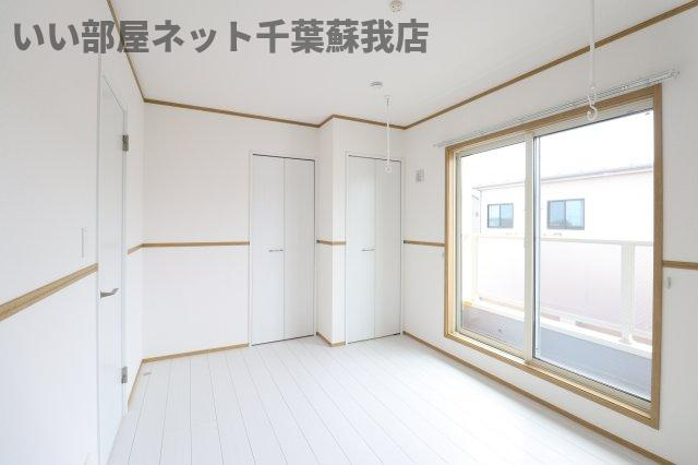 さくらハウスの洋室|ゆったりした洋室です