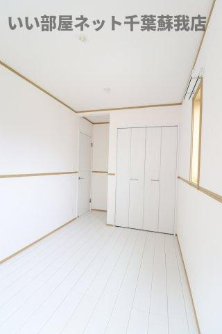 さくらハウスの洋室|明るい洋室です