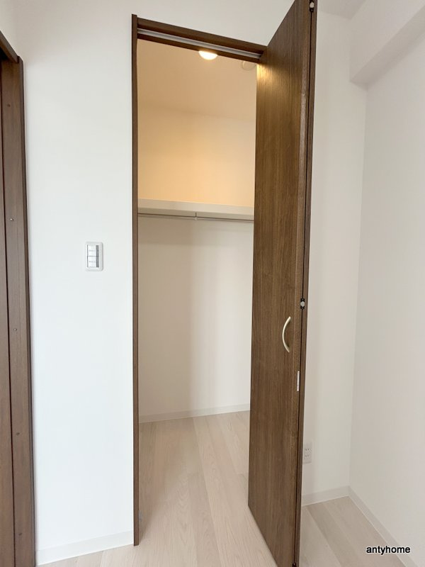 GRAN PASEO 江坂　仲介手数料無料の収納