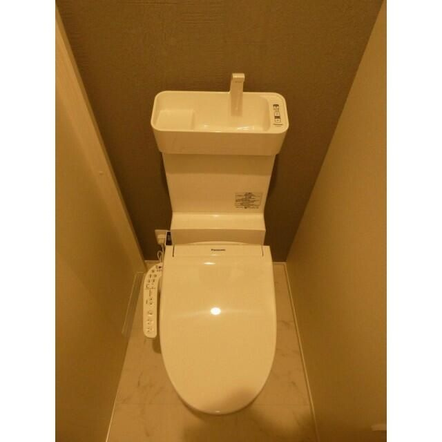 Ｒａｐｐｏｒｔ　Ｈ＆Ｓ　ラポールエイチアンドエスのトイレ|落ち着いた色調のトイレです