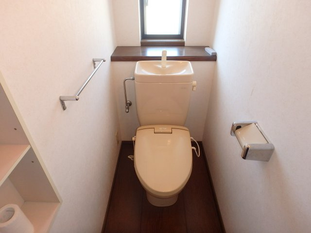 S1777H　６丁目（鍋田）中古住宅のトイレ
