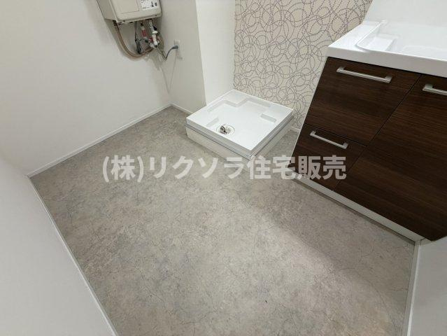 寝屋川コーポラスの脱衣所|■物件内覧・資金計画相談・住宅ローン相談、リフォーム相談、お問合せ受付中■
※当日・翌日のご内覧、ご相談はお電話でのお問合せがスムーズです！