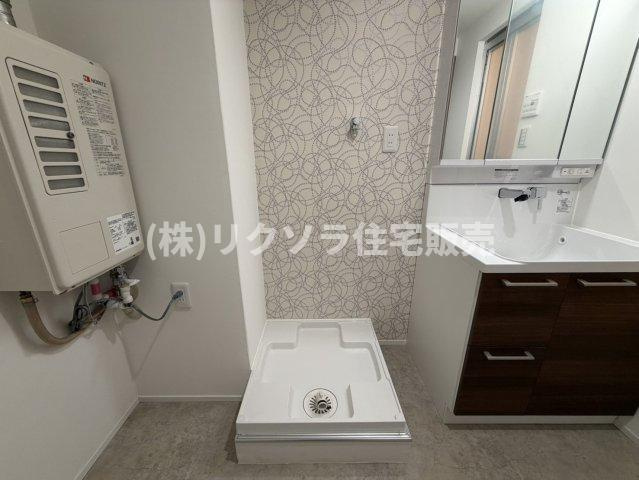 寝屋川コーポラスのランドリースペース|ドラム式も設置可能
■物件内覧・資金計画相談・住宅ローン相談、リフォーム相談、お問合せ受付中■
※当日・翌日のご内覧、ご相談はお電話でのお問合せがスムーズです！