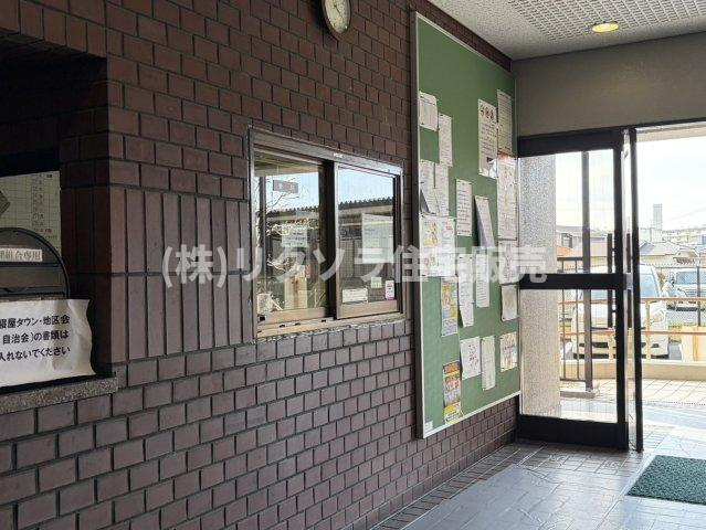 寝屋川コーポラスの受付|管理人室
■物件内覧・資金計画相談・住宅ローン相談、リフォーム相談、お問合せ受付中■
※当日・翌日のご内覧、ご相談はお電話でのお問合せがスムーズです！
