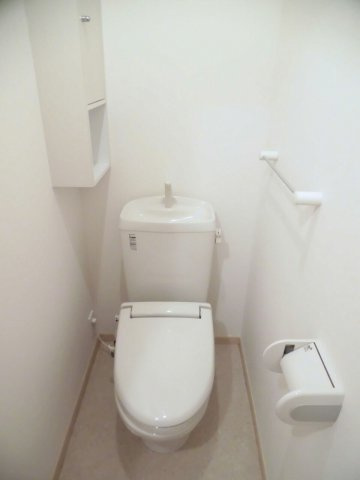 メゾン・ジェルメのトイレ|コンパクトで使いやすいトイレです