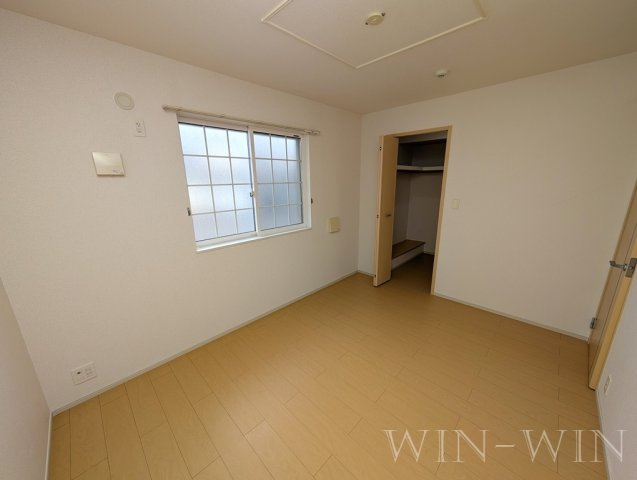 フィオーレ・2011 Aの洋室