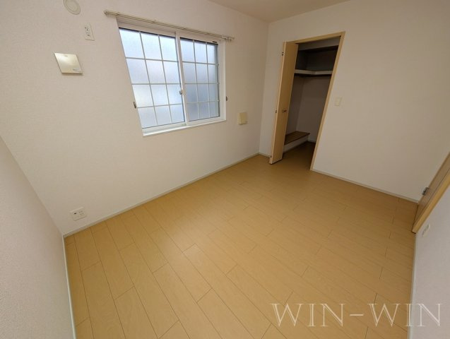 フィオーレ・2011 Aの寝室