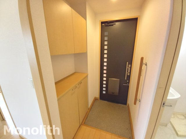 アナスタシア片蔵　の玄関