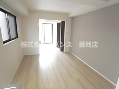  | テリアズ港町