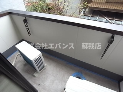 【バルコニー】 | テリアズ港町 | 暖かな日差しのふりそそぐバルコニー