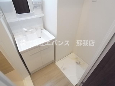 【洗面所】 | テリアズ港町 | 忙しい朝には欠かせない洗面所です