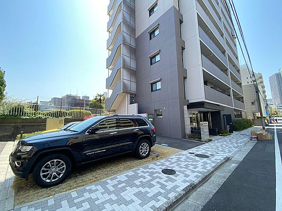 ルカナル　門前仲町の駐車場