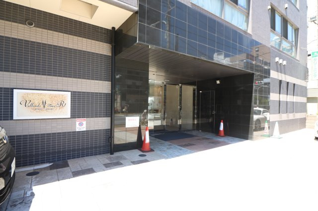 【エントランス】