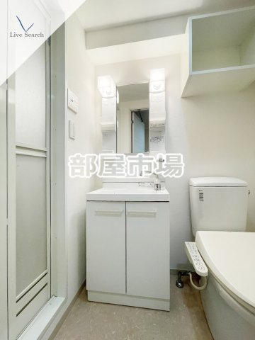 グランスタイル浅草の洗面所