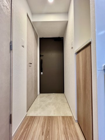 S-RESIDENCE堀田駅前futurの玄関