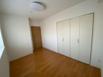 【洋室】 | ヴィークス柳井駅南