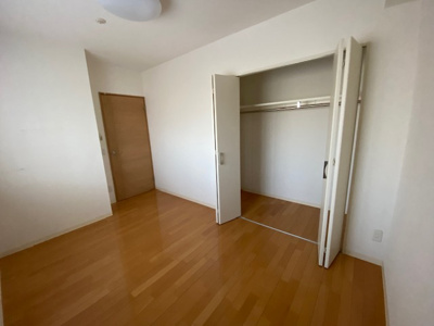 【洋室】 | ヴィークス柳井駅南