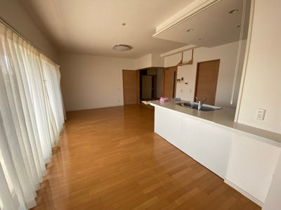 【居間・リビング】 | ヴィークス柳井駅南