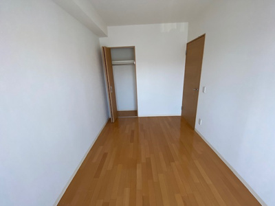 【洋室】 | ヴィークス柳井駅南