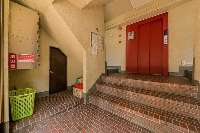 高輪ＳＹマンションのエントランス|毎日通るエントランスはこのようになっています
