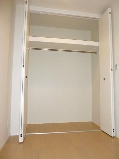 ヘリテージ椎名町　Ａ棟の収納