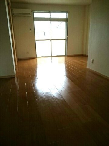 ハイツウイステリア（Ａ）の居間・リビング