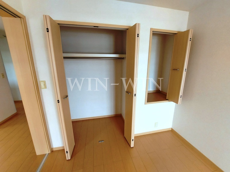 ロイヤルモーメント Ⅱの収納|イメージ（同建物内別部屋の写真です）