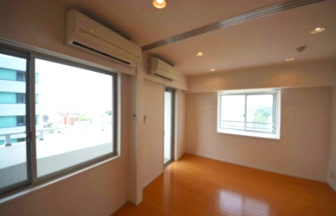 レニール本駒込の居間・リビング