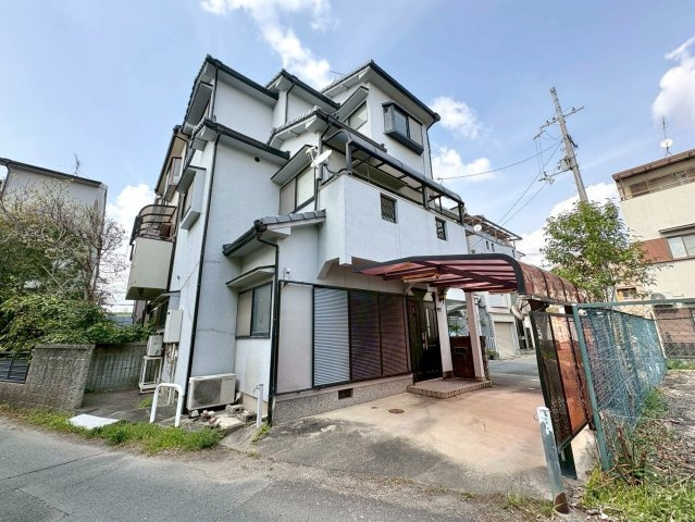 横大路六反畑の外観|【現地の様子です】
◆⇒詳しい資料のご請求・物件見学のご依頼はページ内【無料資料請求する】・【見学予約する】ボタンへ♪

室内（2026年3月）撮影