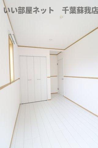 さくらハウスの洋室|ゆったりした洋室です