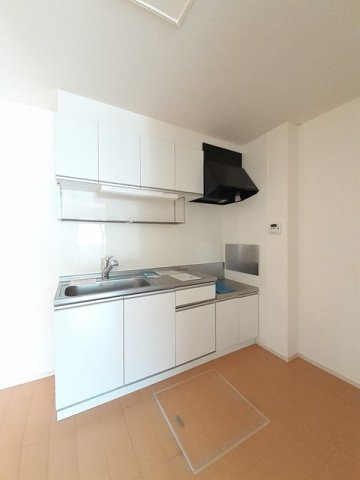 メゾンセレナーデＣのキッチン