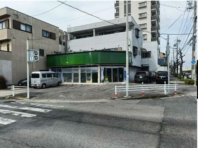 八帖北１１－１店舗事務所の外観