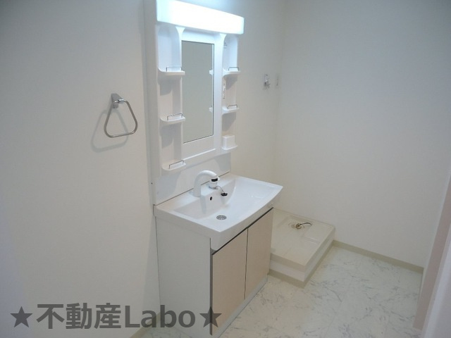 伊賀の郷 壱番館　の洗面所