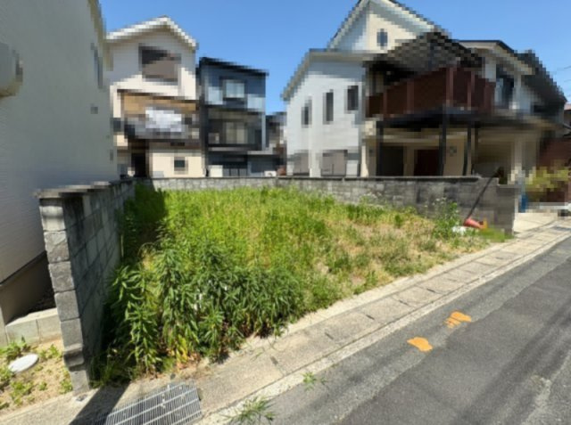 【価格改定】京都府乙訓郡大山崎町字大山崎小字鏡田の外観|間口約8ｍ！
広々間口です。