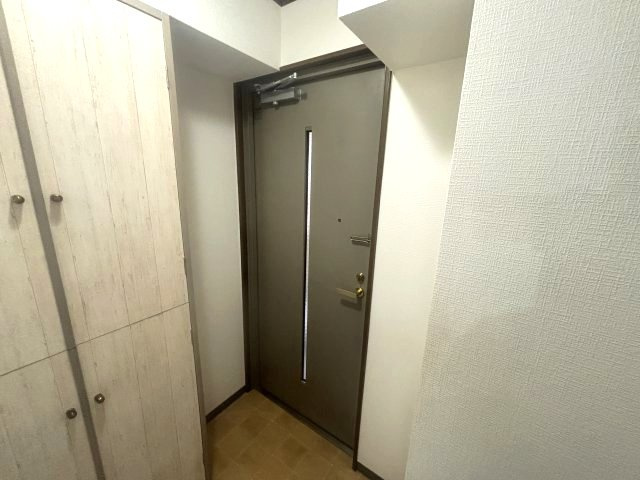 モトヤマヒルズの玄関